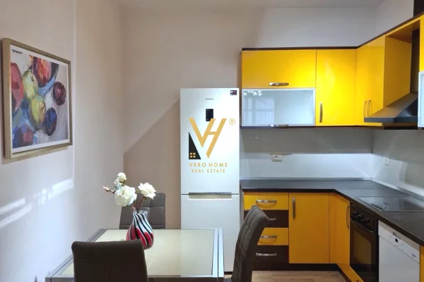 Shtepi me qera 2+1 ne Tirane - 85,000 Leke