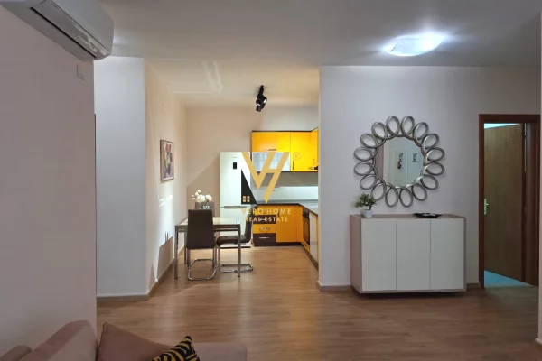 Shtepi me qera Apartament ne Tirane, 2+1, Mobilimi E mobiluar, Pagesa 85,000  Leke.