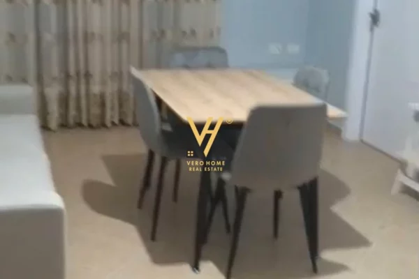 Shtepi me qera 2+1 ne Tirane - 50,000 Leke