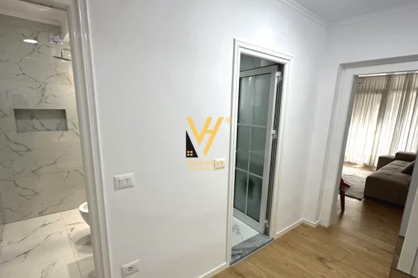 Shtepi me qera 2+1 ne Tirane - 60,000 Leke