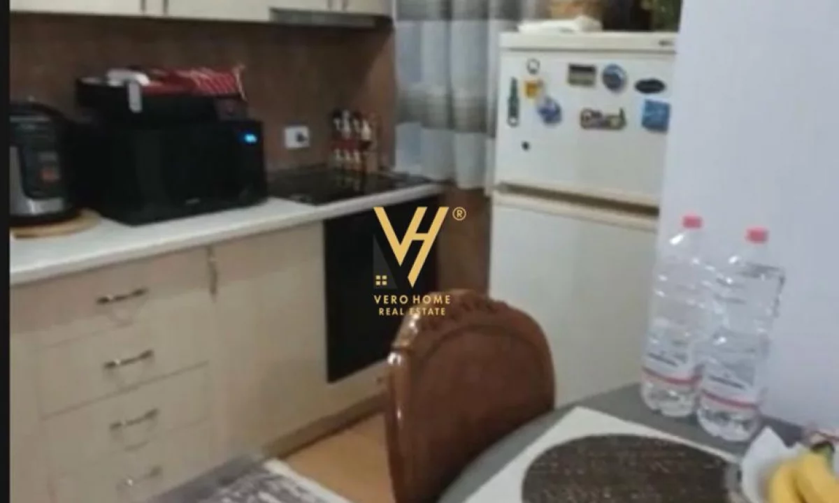 Shtepi me qera Apartament ne Tirane, 1+1, Mobilimi E mobiluar, Pagesa 45,000  Leke.