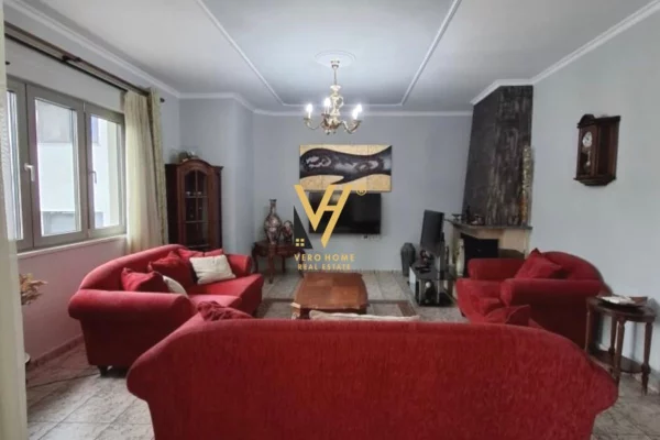 Shtepi me qera 3+1 ne Tirane - 900 Euro