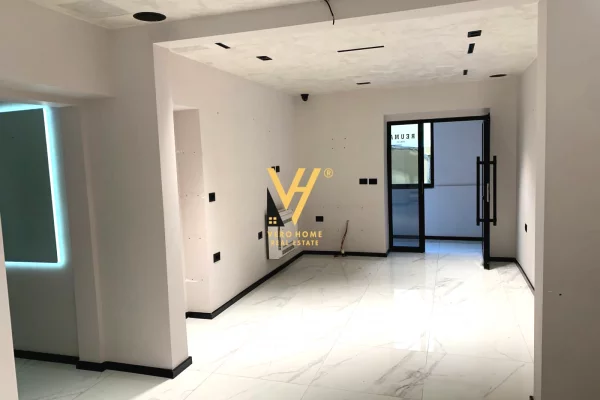 Ambient biznesi me qera 1+1 ne Tirane - 100,000 Leke