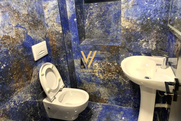 JEPET AMBIENT 85 M2 ME QERA TE STADIUMI DINAMO 100.000 LEKE