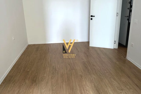 Ambient biznesi me qera 3+1 ne Tirane - 550 Euro