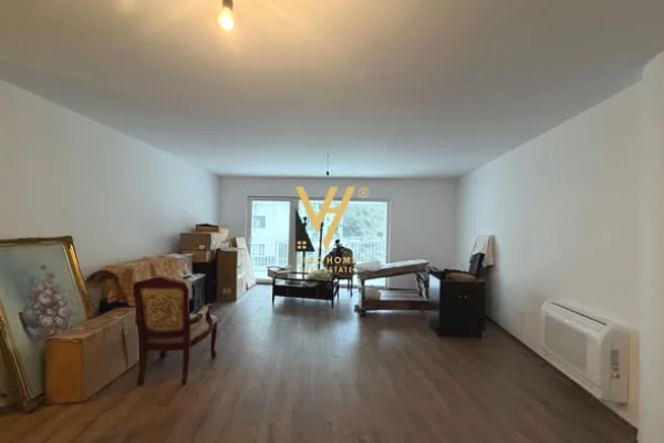 JEPET APARTAMENT 2+1+2 ME QIRA TE RRUGA E ELBASANIT 180.000 LEKE