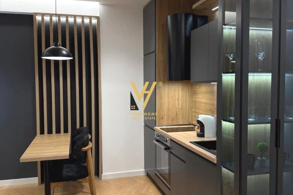 Shtepi me qera Apartament ne Tirane, 1+1, Mobilimi E mobiluar, Pagesa 1,000  Euro.