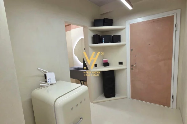 Apartment for sale in Tirana 1+1, Emty