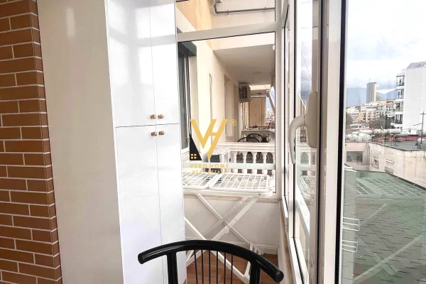 Shtepi me qera Apartament ne Tirane, 1+1, Mobilimi E mobiluar, Pagesa 85,000  Leke.