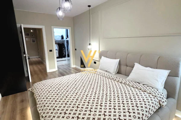 Shtepi ne shitje Apartament ne Tirane, 2+1, Mobilimi E mobiluar, Pagesa 37,500,000  Leke.