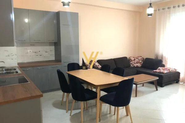 JEPET APARTAMENT 2+1 ME QIRA TE SQUARE 21 70.000 LEKE