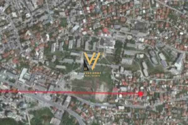 Truall ose Toke  ne Tirane - 1,300,000 Leke