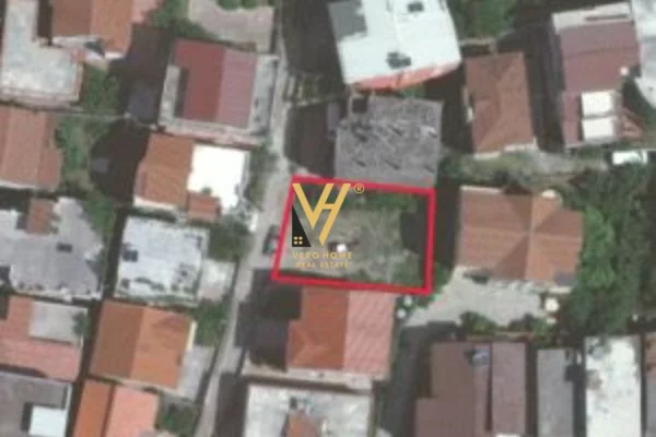 Truall ose Toke  ne Tirane - 1,300,000 Leke