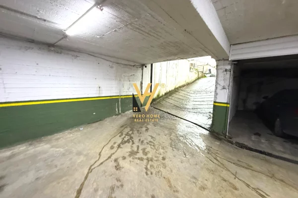 Ambient biznesi me qera 6+1 ne Tirane - 1,600 Euro