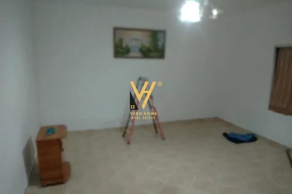 Attic (top floor of the roof) for rent in Tirana 2+1, Furnished