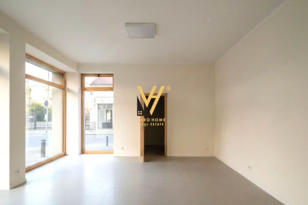 Ambient biznesi ne shitje 1+1 ne Tirane - 185,500 Euro