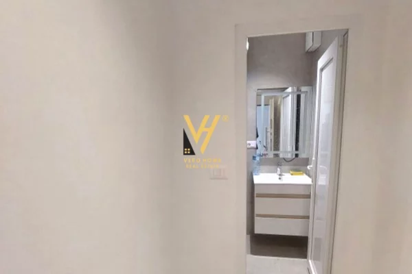 JEPET ZYRE 50 M2 ME QIRA TE RR.QEMAL STAFA 50.000 LEKE