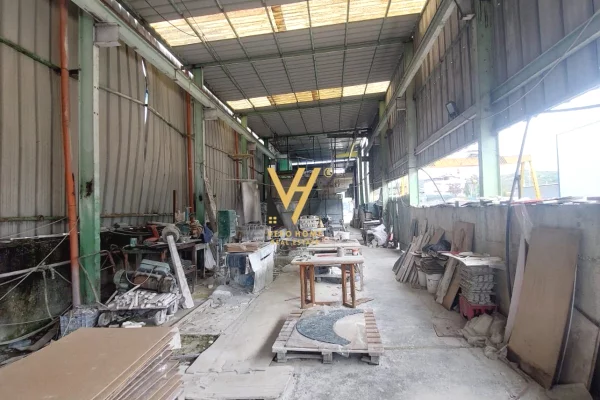 Ambient biznesi ne shitje 4+1 ne Tirane - 84,000,000 Leke