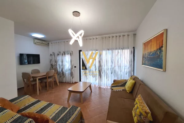 JEPET APARTAMENT 2+1+BLK ME QIRA TE RRUGA HIM KOLLI 70.000 LEKE