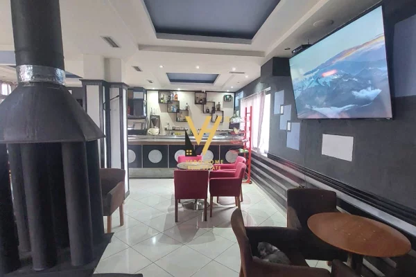 SHITET AMBIENT KOMERICIAL 9.220 M2 NE MILOT 1.300.000 EURO