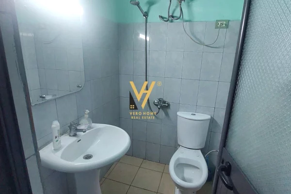 Ambient biznesi ne shitje 6+1 ne Lezhe - 1,300,000 Euro