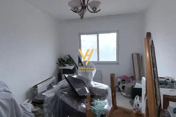 Shtepi ne shitje Apartament ne Tirane, 1+1, Mobilimi Pjeserisht e mobiluar, Pagesa 110,000  Euro.