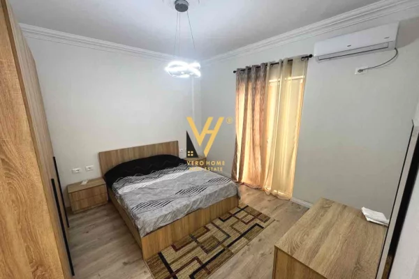 Shtepi me qera Apartament ne Tirane, 2+1, Mobilimi E mobiluar, Pagesa 63,000  Leke.