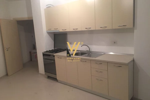 JEPET APARTAMENT 2+1+BLK ME QIRA NE ASTIR 52.000 LEKE