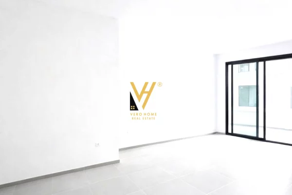 Apartment for sale in Vlora 1+1, Emty