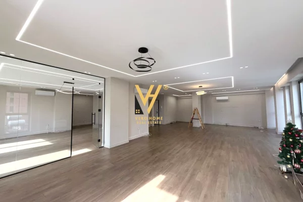 Ambient biznesi me qera 3+1 ne Tirane - 3,000 Euro