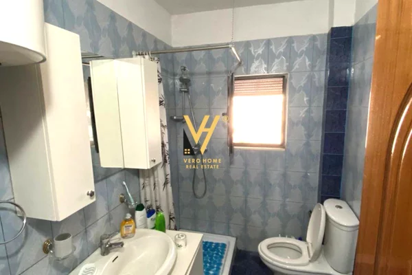 Shtepi me qera Apartament ne Tirane, 2+1, Mobilimi E mobiluar, Pagesa 650  Euro.