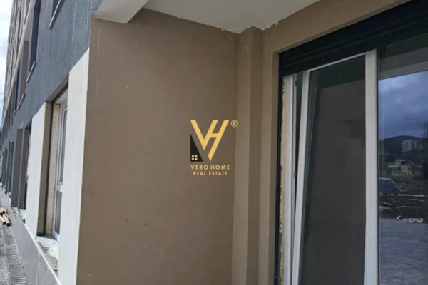 Apartment for sale in Durres 2+1, Emty