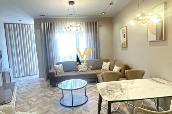 Shtepi me qera 2+1 ne Tirane - 1,500 Euro