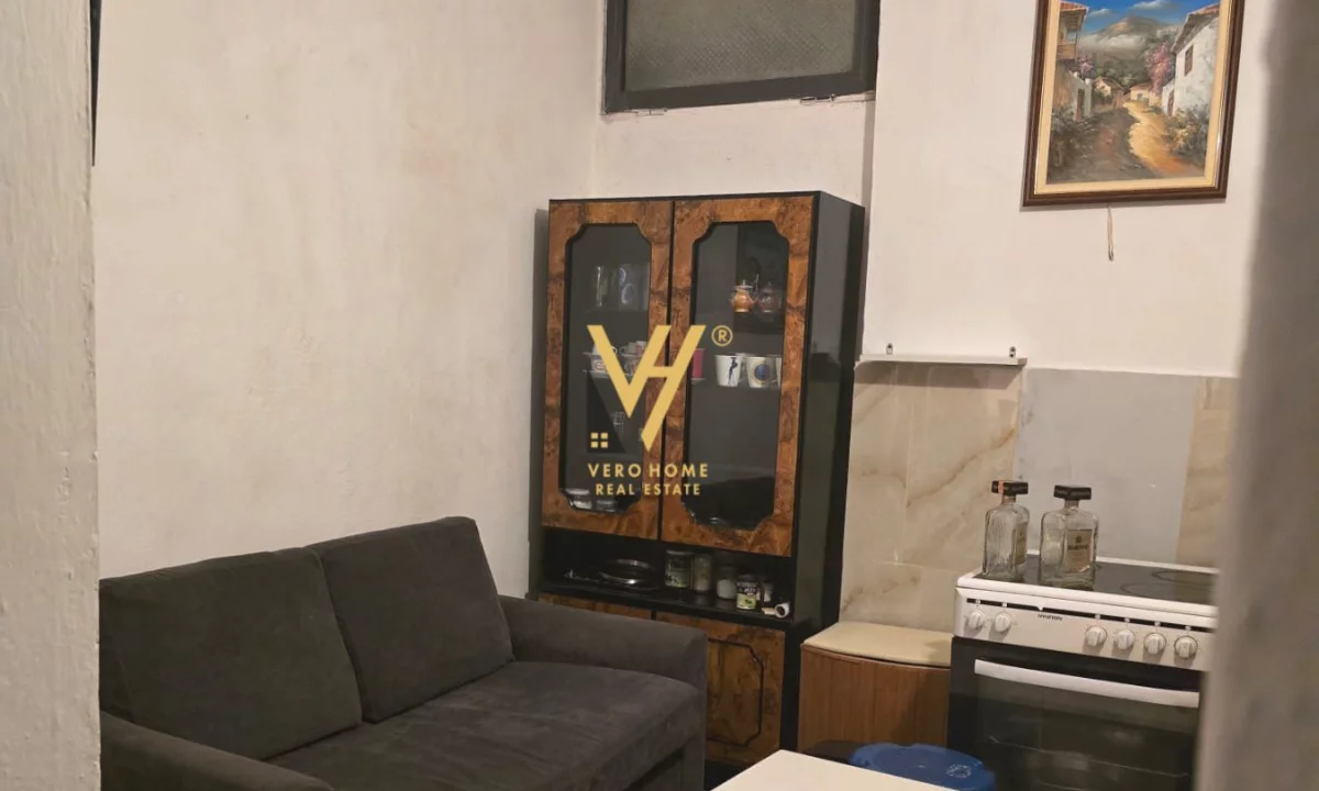 Shtepi me qera Apartament ne Tirane, 1+1, Mobilimi E mobiluar, Pagesa 30,000  Leke.