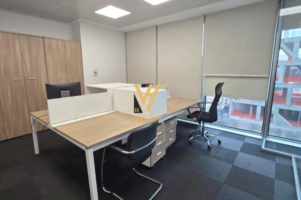 Ambient biznesi me qera 3+1 ne Tirane - 17,800 Euro