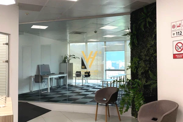 JEPET AMBIENT BIZNESI 770 M2 ME QIRA TE ZOGU I ZI 17.800 EURO