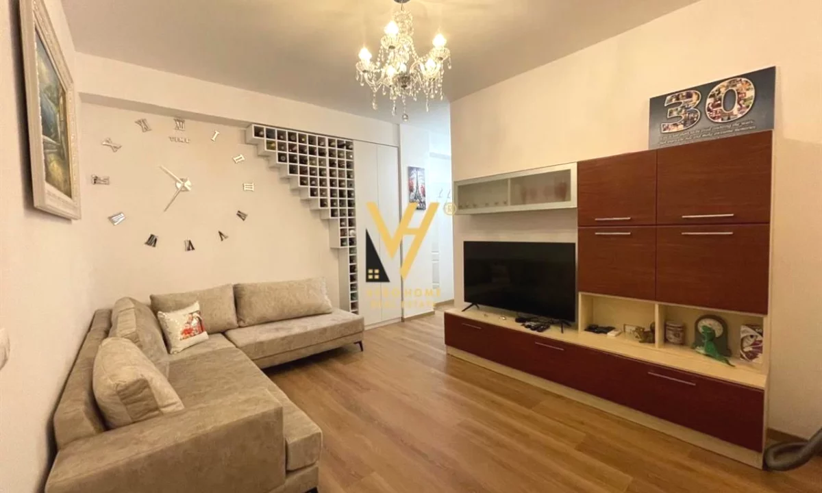 Shtepi ne shitje Apartament ne Tirane, 1+1, Mobilimi E mobiluar, Pagesa 13,000,000  Leke.