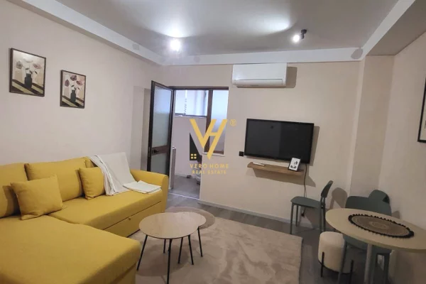 Shtepi me qera Apartament ne Tirane, 1+1, Mobilimi E mobiluar, Pagesa 530  Euro.
