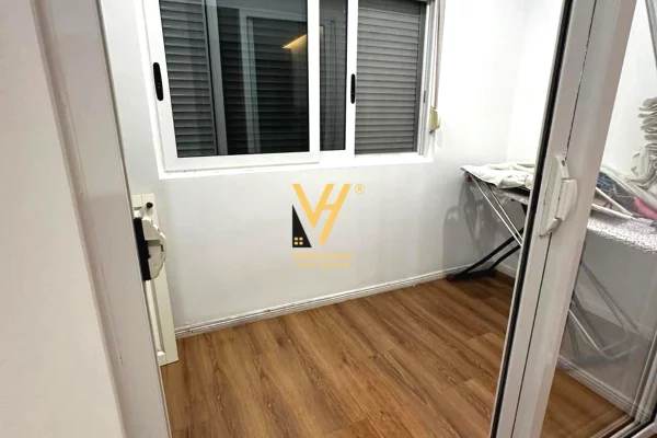 Shtepi me qera Apartament ne Tirane, 1+1, Mobilimi E mobiluar, Pagesa 500  Euro.