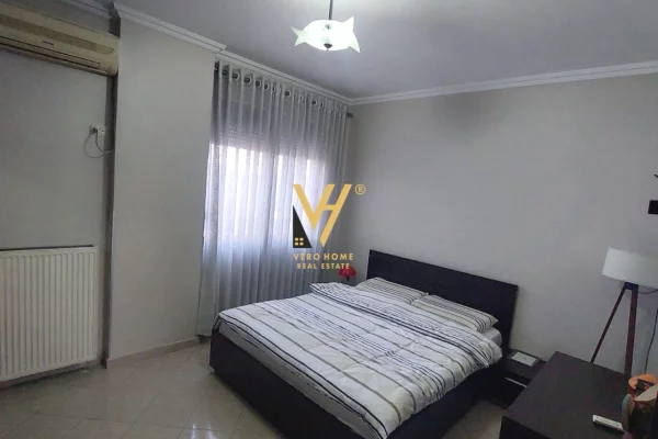 Appartamento in affitto a Tirana 2+1, Arredato