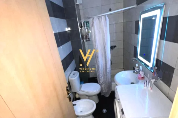 Appartamento in affitto a Tirana 2+1, Arredato