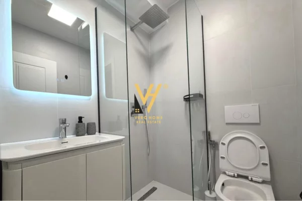 Appartamento in vendita a Tirana Garsoniere, Arredato