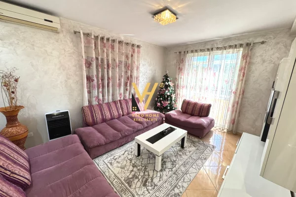 Shtepi ne shitje Apartament ne Tirane, 2+1, Mobilimi E mobiluar, Pagesa 159,000  Euro.