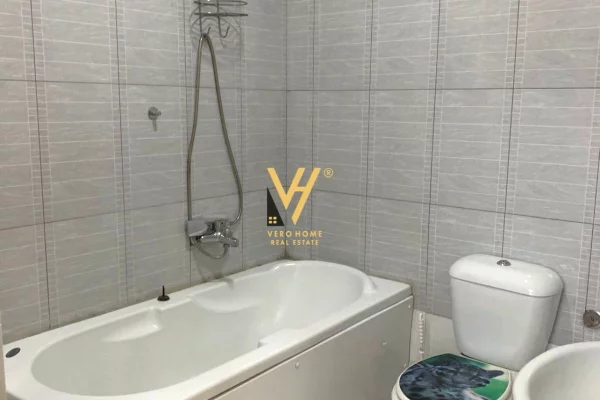 Appartamento in affitto a Tirana 2+1, Arredato