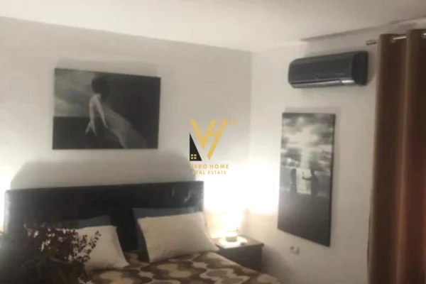 Appartamento in affitto a Tirana 2+1, Arredato