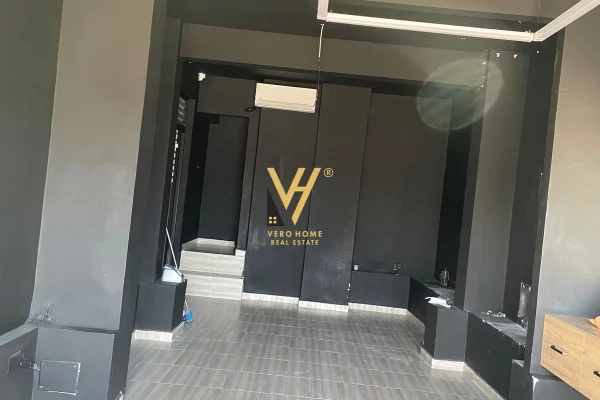 JEPET DYQAN 60 M2 ME QERA TE OXHAKU 600 EURO