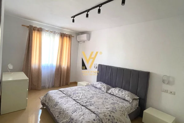 Appartamento in affitto a Tirana 2+1, Arredato