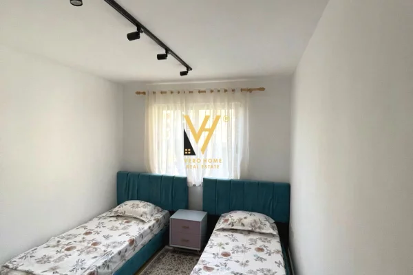 Appartamento in affitto a Tirana 2+1, Arredato