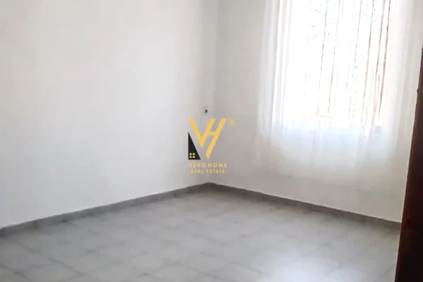 JEPET APARTAMENT 1+1 ME QERA TE PALLATET AGIMI 60.000 LEKE