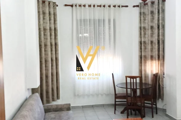 Shtepi me qera Apartament ne Tirane, 1+1, Mobilimi Bosh, pa mobiluar, Pagesa 60,000  Leke.
